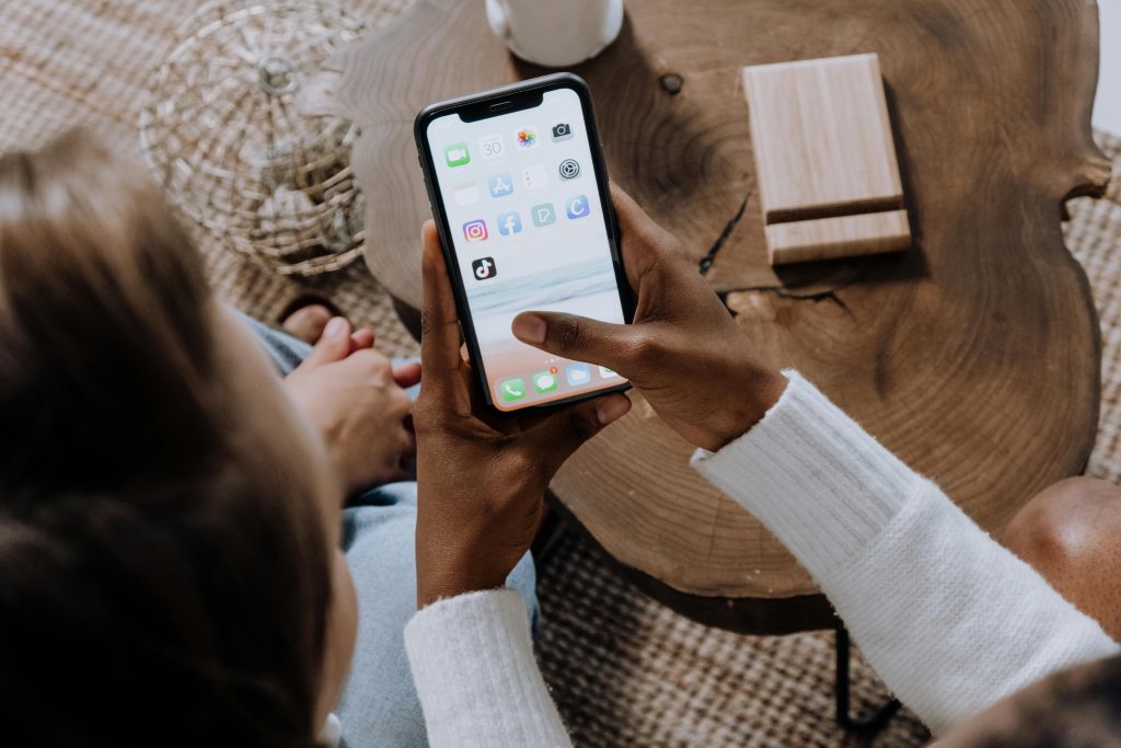 Gestion réseaux sociaux freelance par Estelle